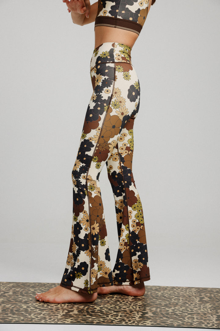 Hershko Floral Flared Leggings