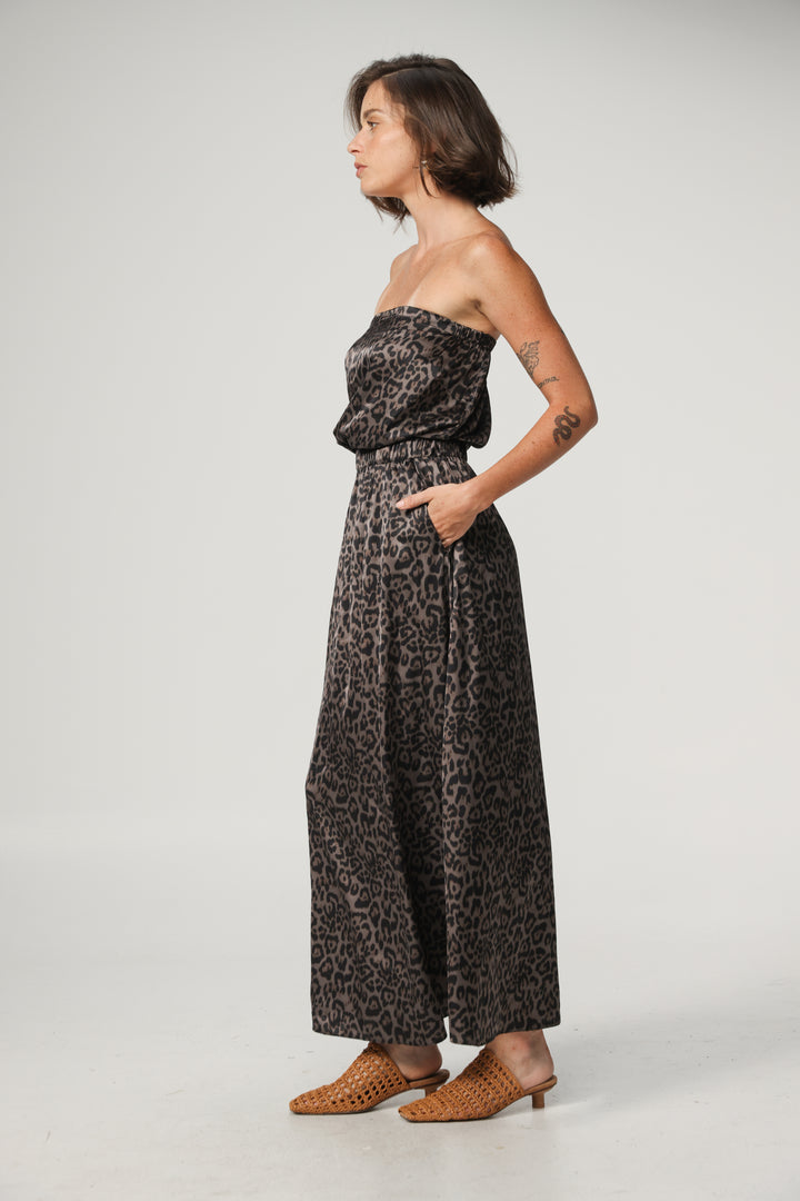 Her Leopard Strapless Dress