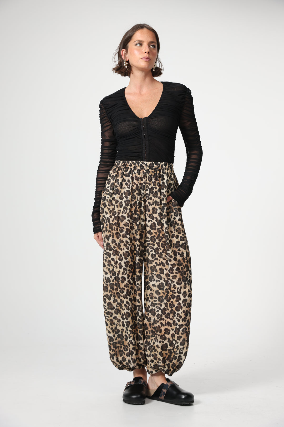 Aladdin Leopard Bottoms