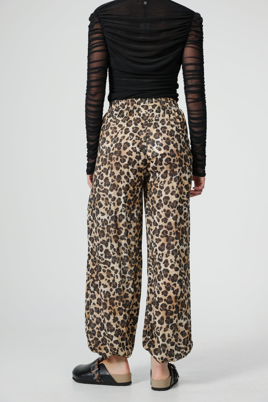 Aladdin Leopard Bottoms