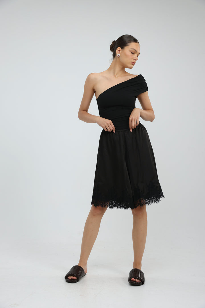 Everglow Black One Shoulder Top
