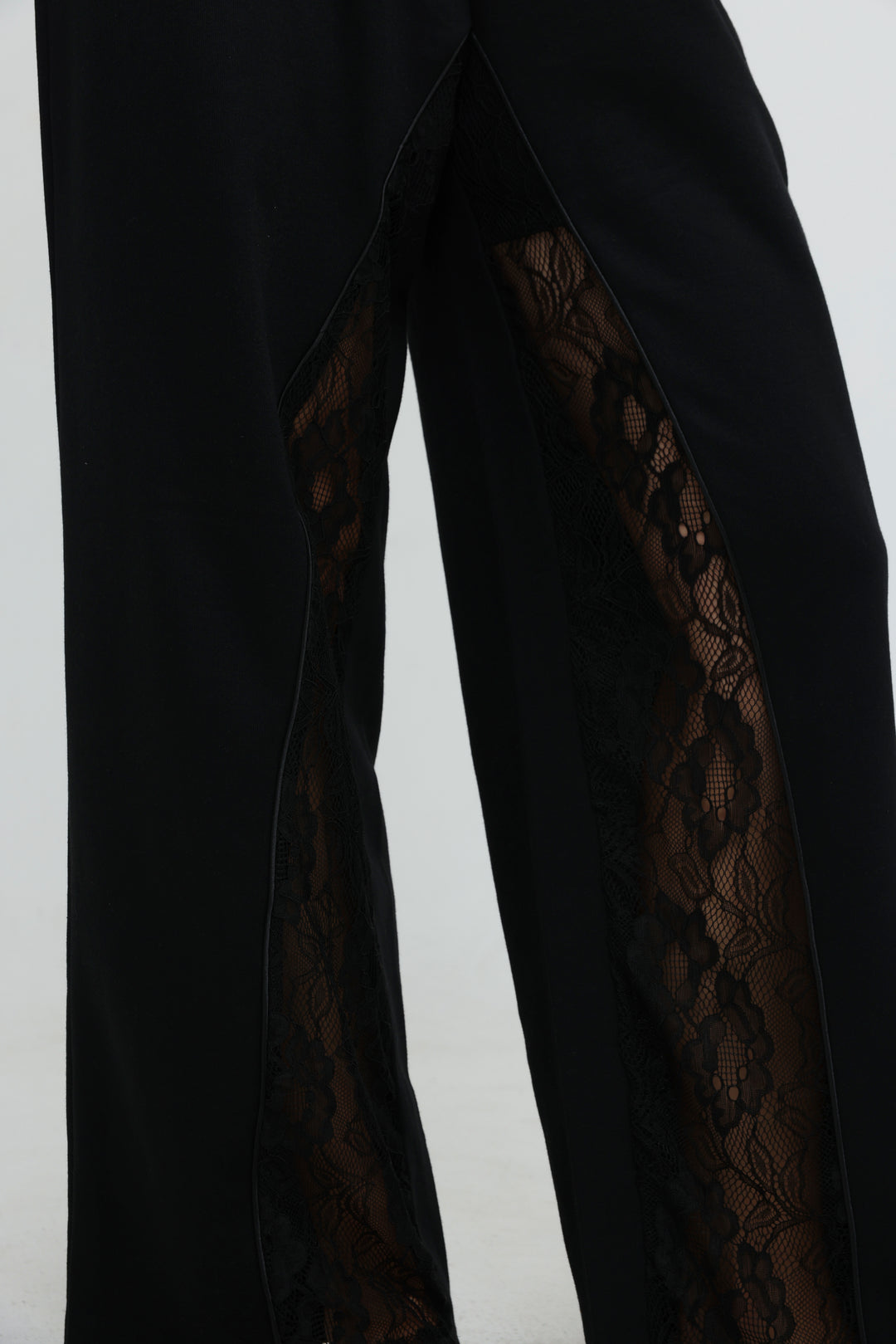 Geppetto Black Bottoms