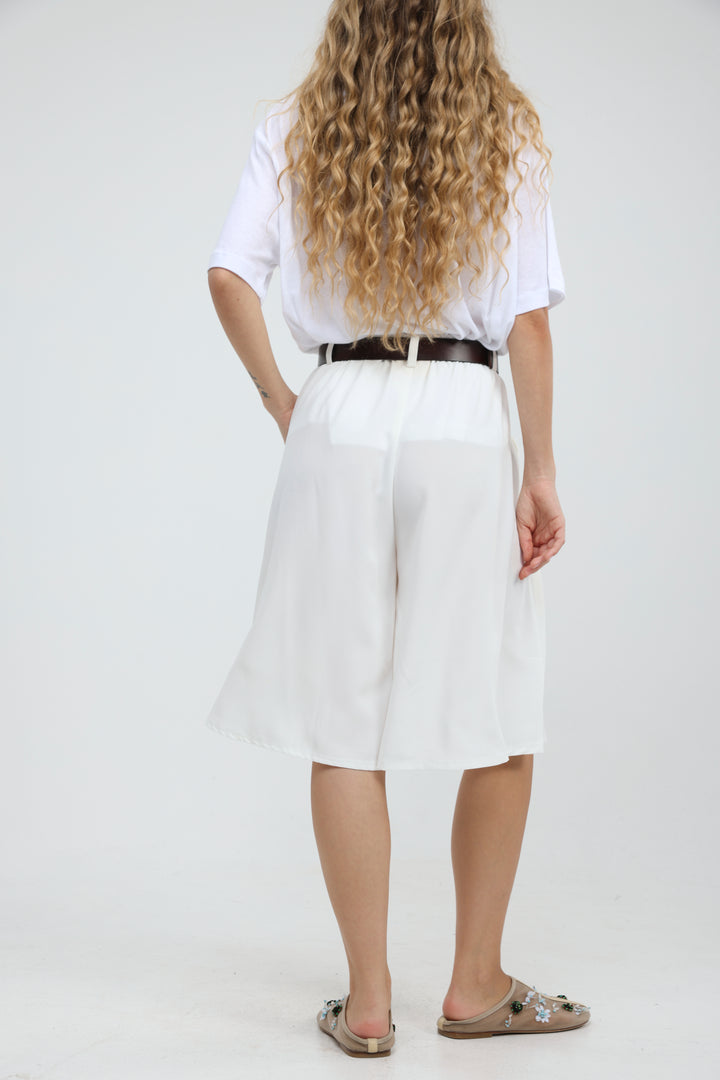 Fluid White Bermuda Bottoms