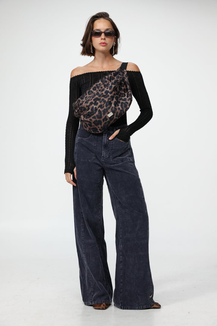EE Huge Leopard Belt Bag