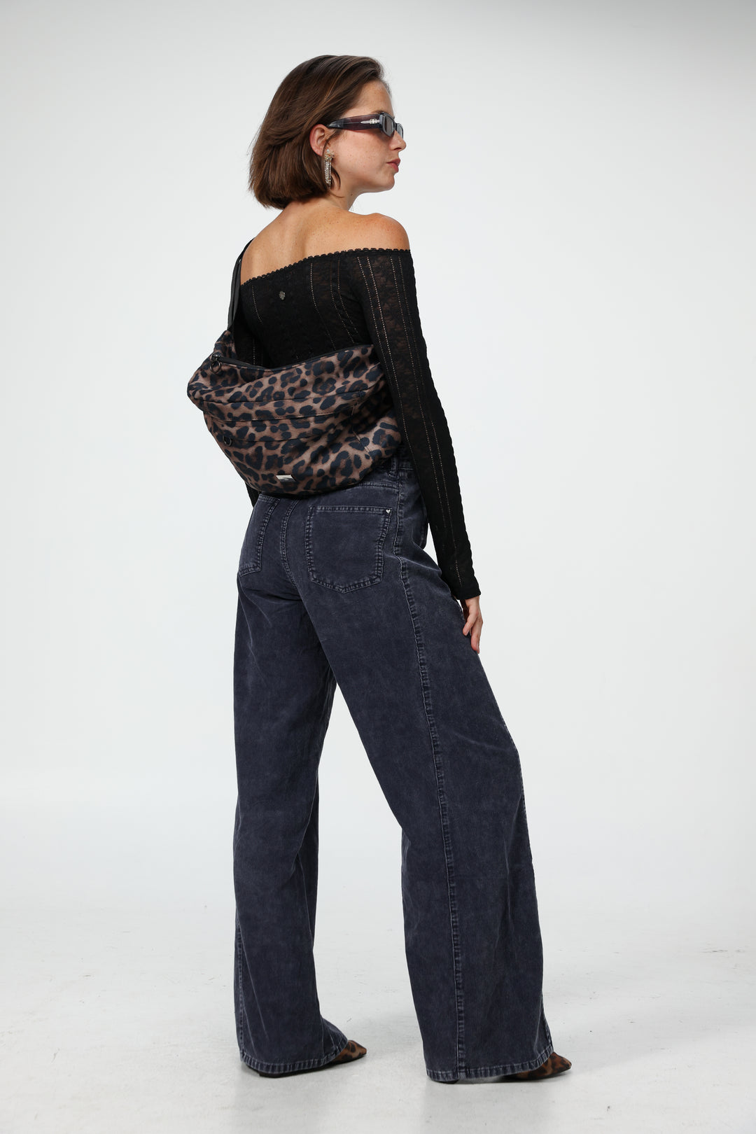 EE Huge Leopard Belt Bag