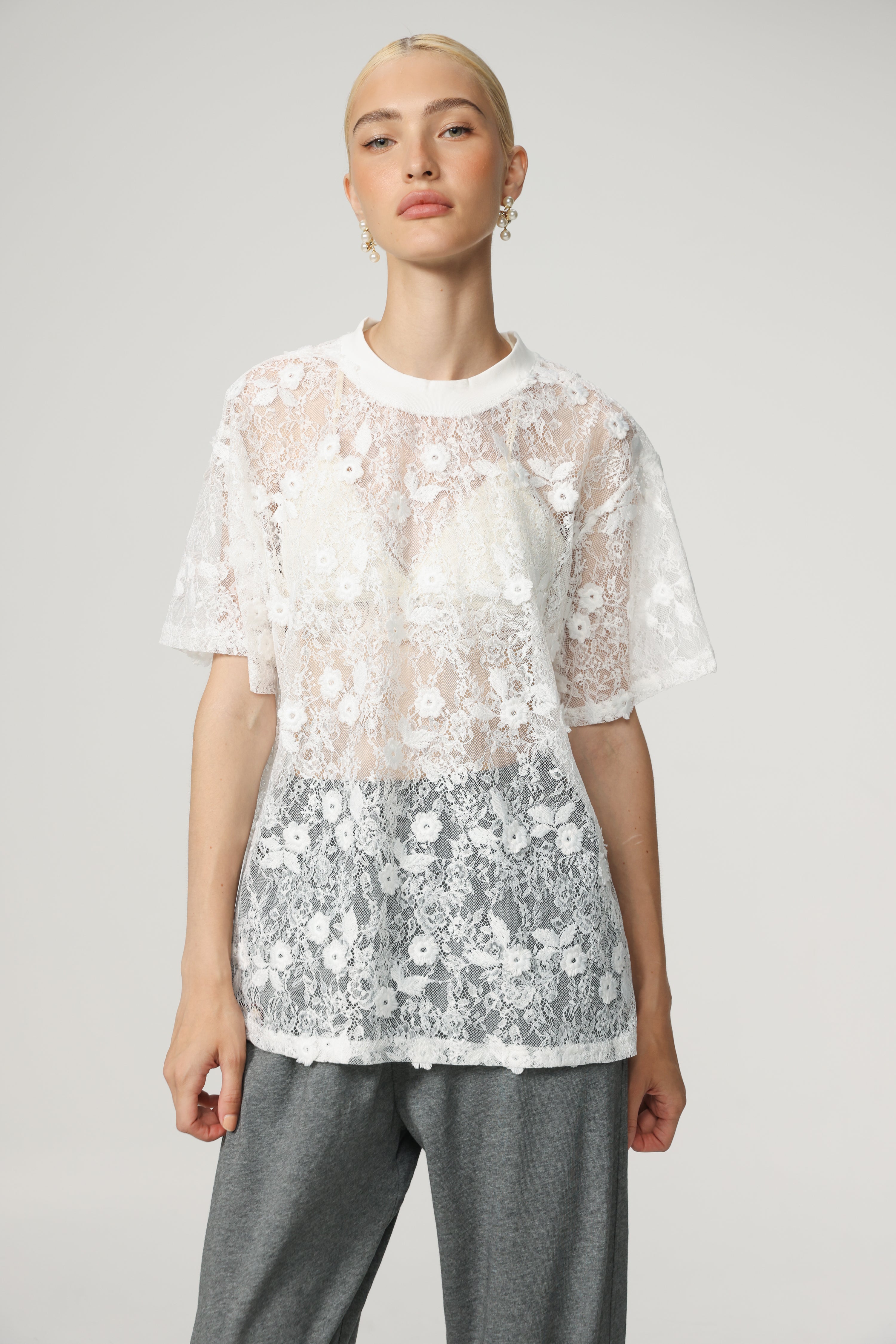 Cal Cream Lace T-Shirt – SEESTARZ