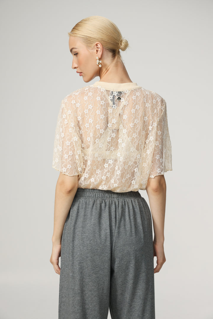 Como Cream Lace T-Shirt