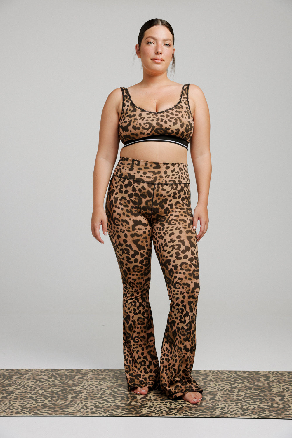 Hershko Leopard Flared Leggings