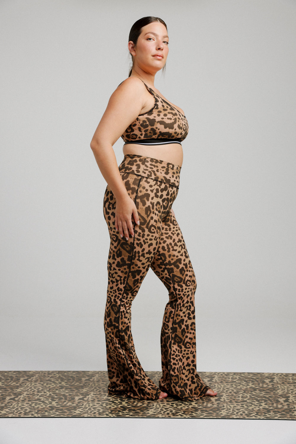 Hershko Leopard Flared Leggings