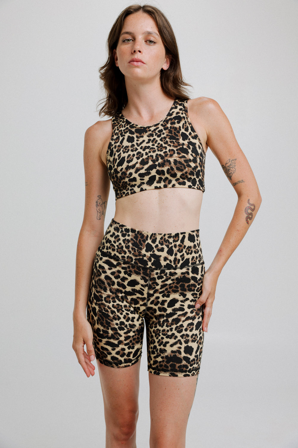 מכנסי ספורט קצרים לנשים Jupiter Short Leopard Leggings