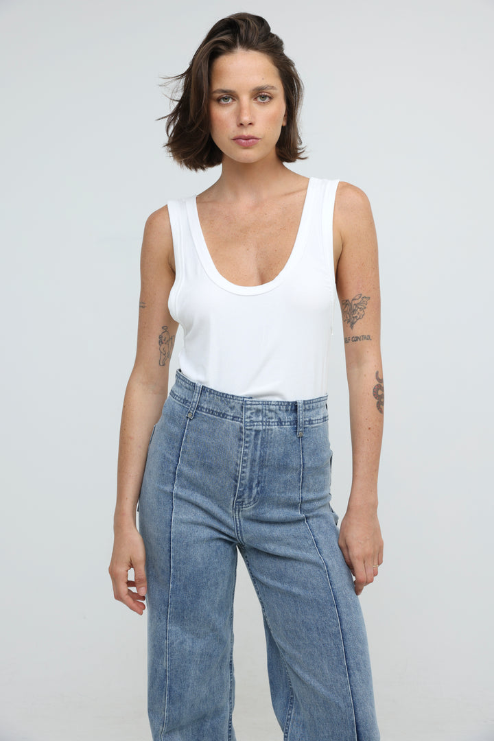 Saba07 White Tank