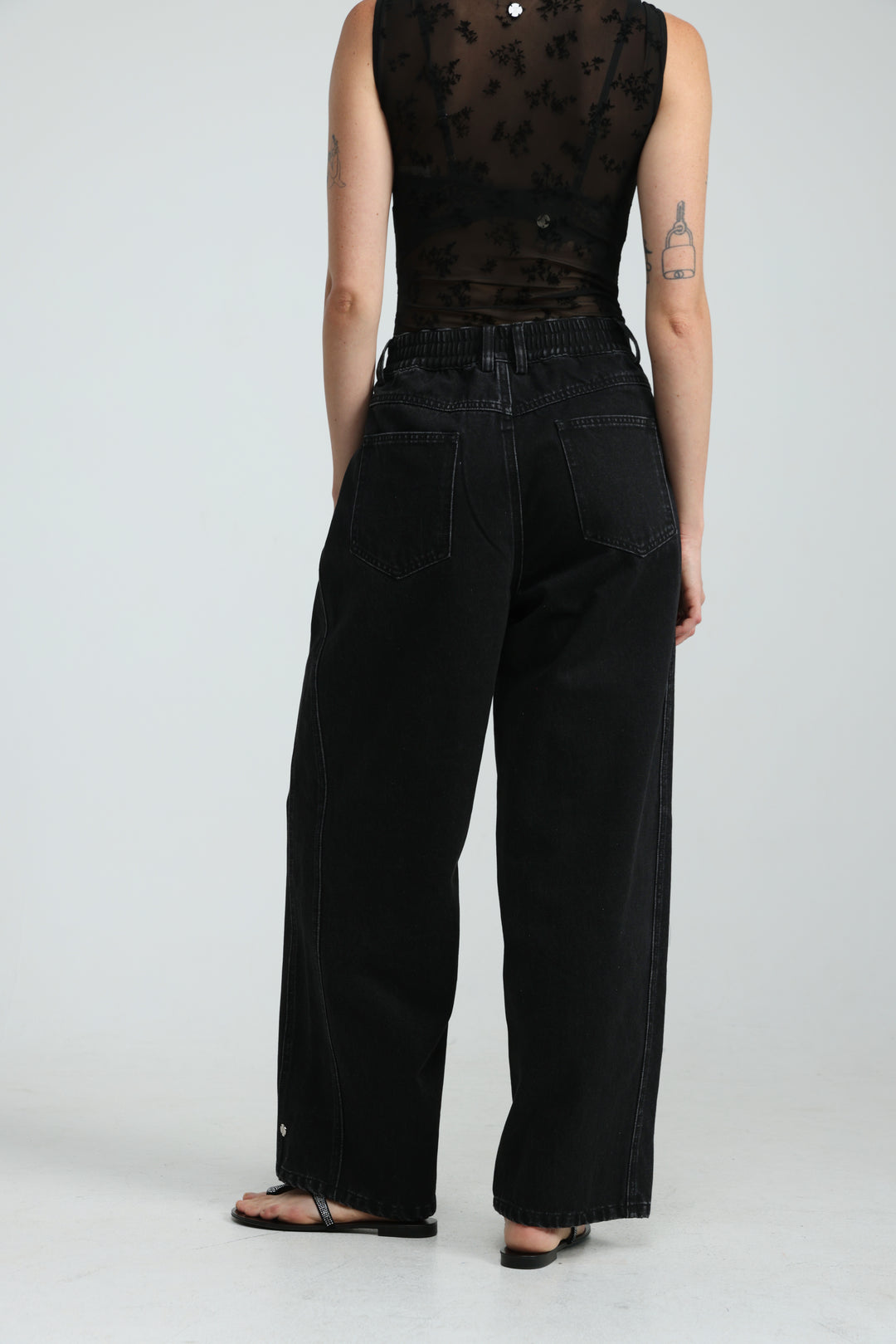 Guri Black Denim