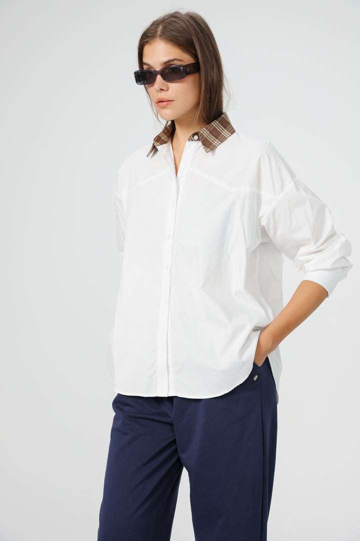 Plaid Collar White Buttoned Shirt