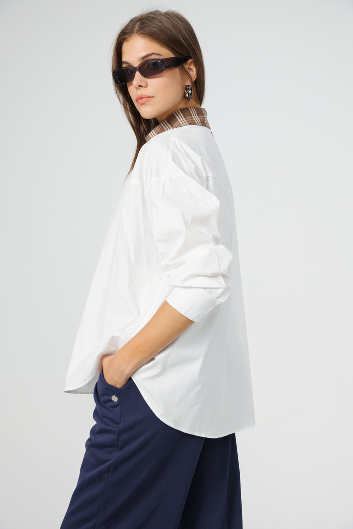 Plaid Collar White Buttoned Shirt