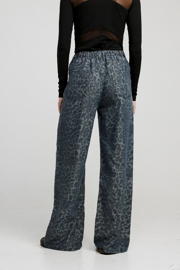 Street Leopard Baggy Denim