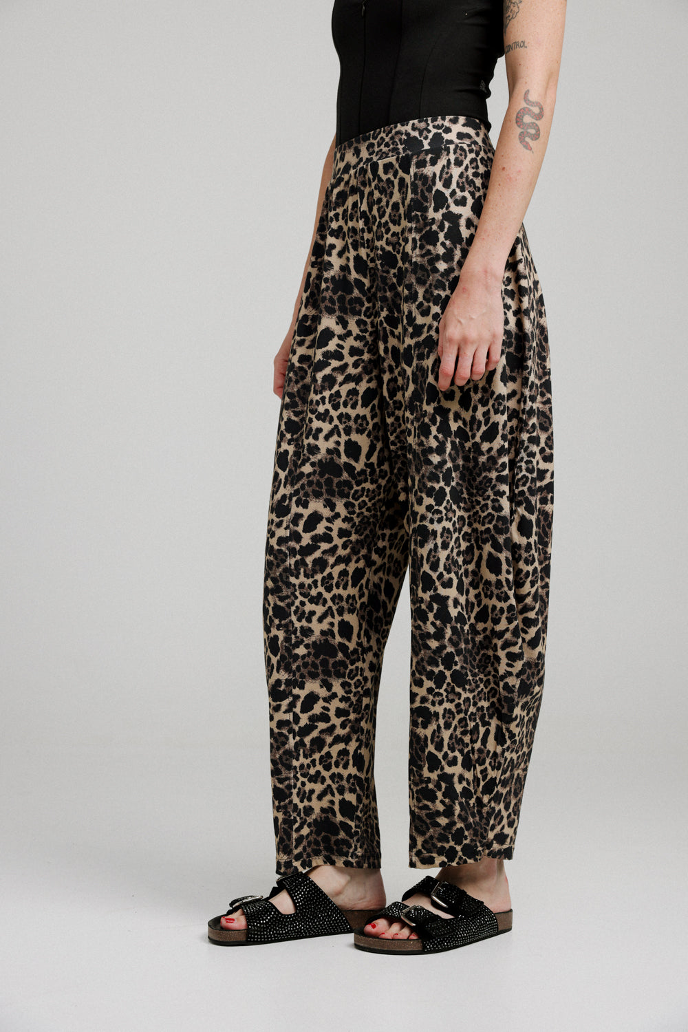 Exact Leopard Bottoms