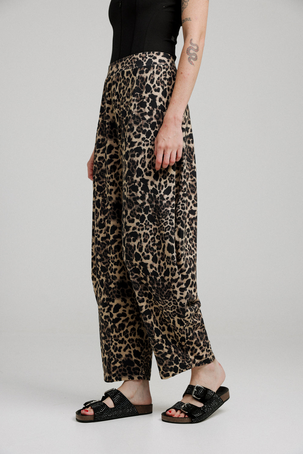 Exact Leopard Bottoms