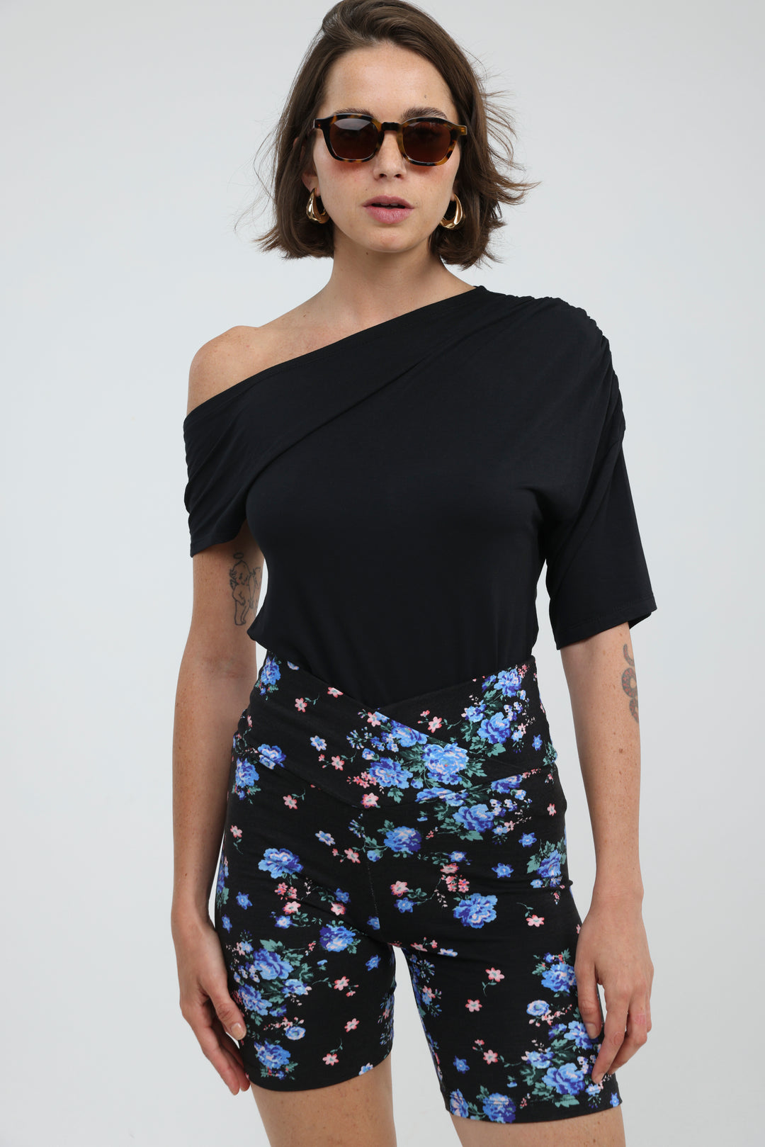 Dani Blue Floral Short Leggings