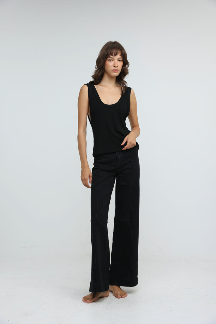 Saba07 Black Tank