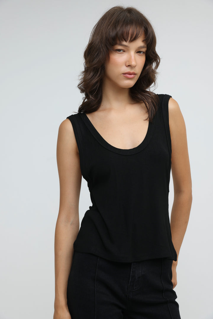 Saba07 Black Tank