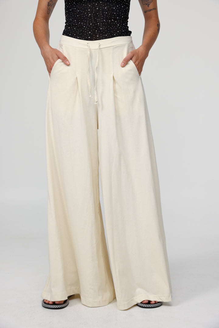 Take Cream Wide Bottoms