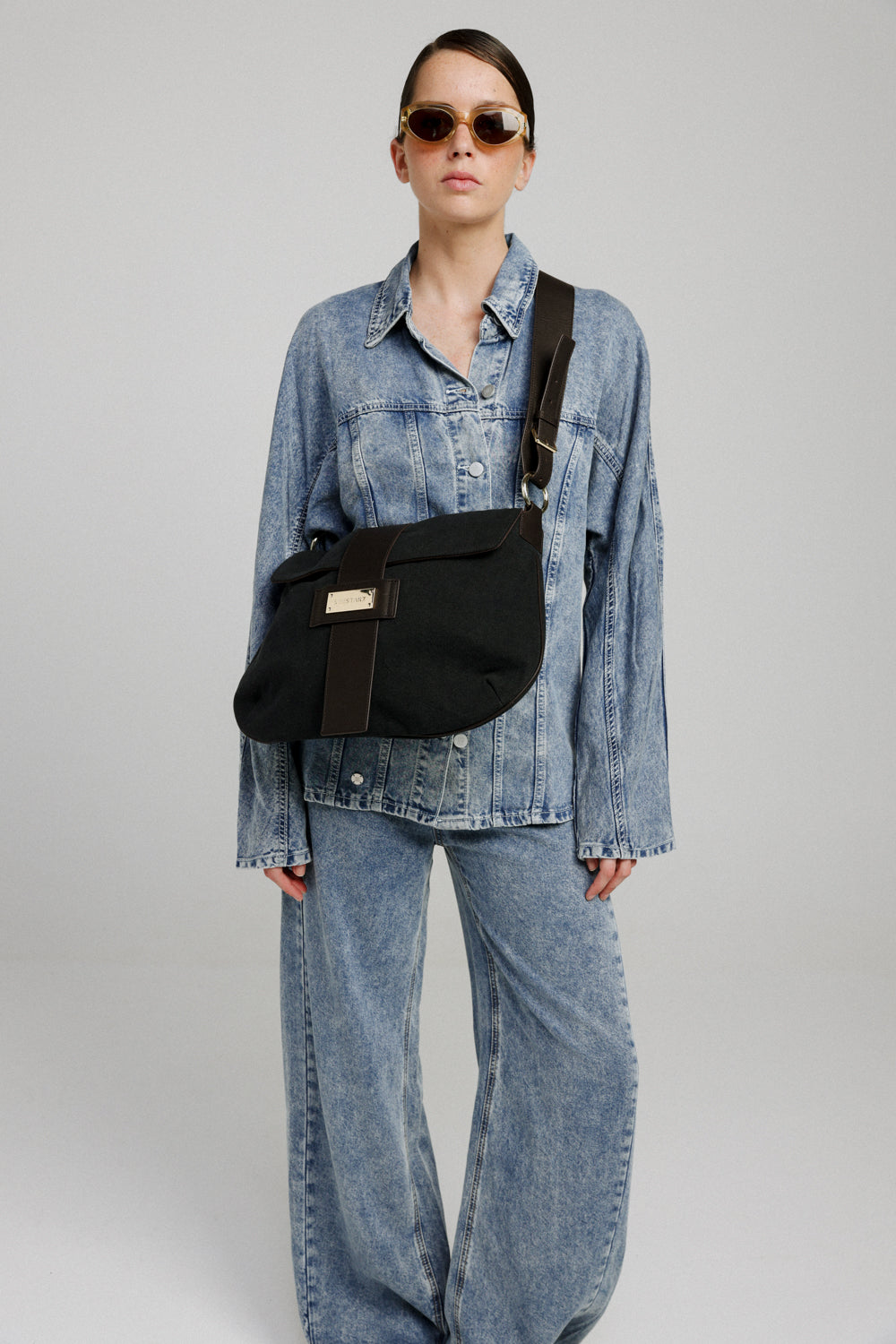 תיק צד שחור Art Black Bag