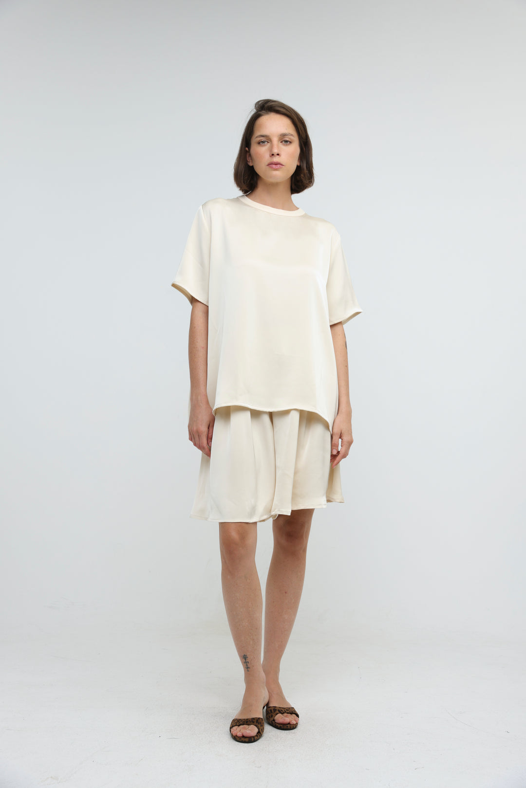 Satin Cream Wide Bermuda Shorts