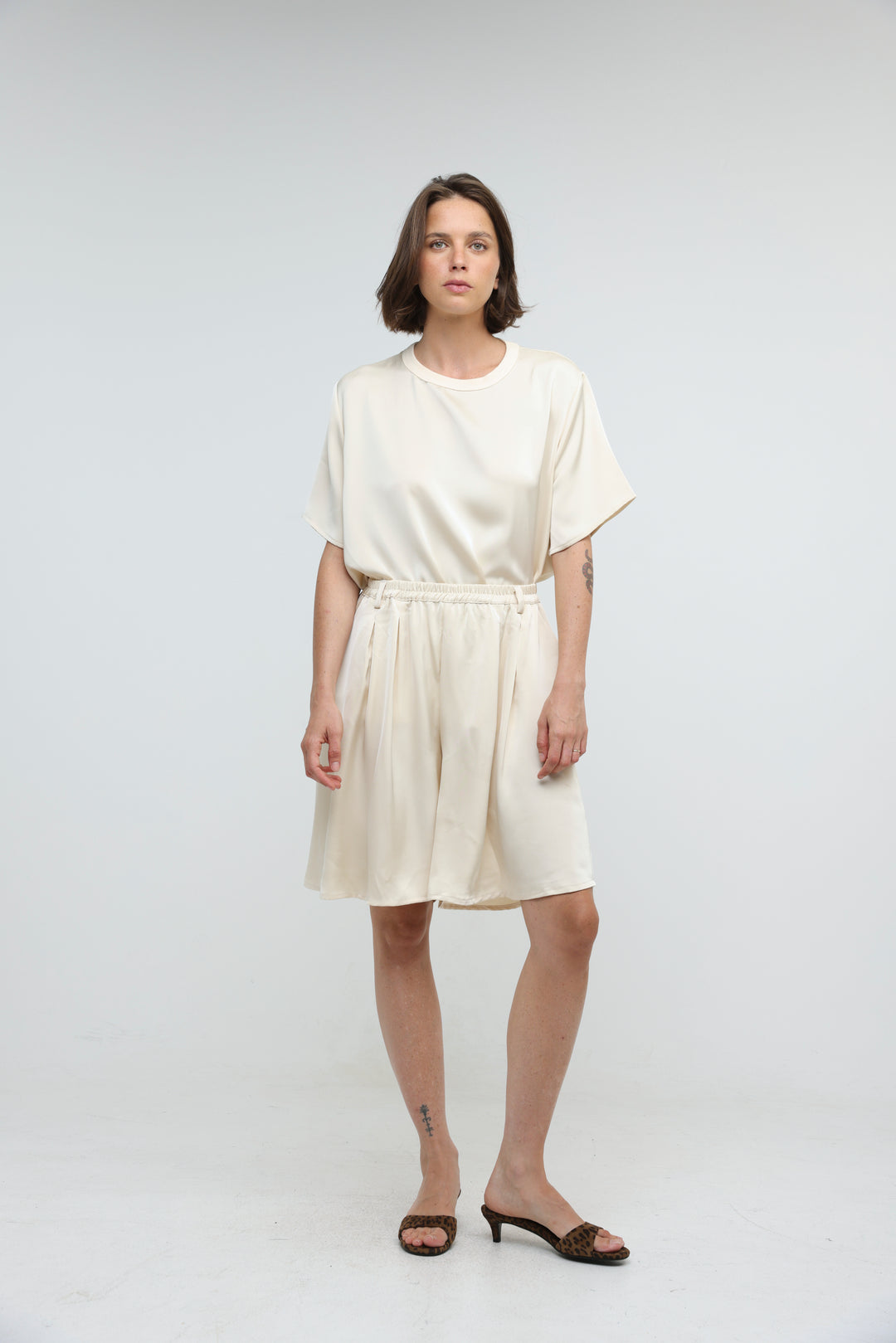 Satin Cream Wide Bermuda Shorts