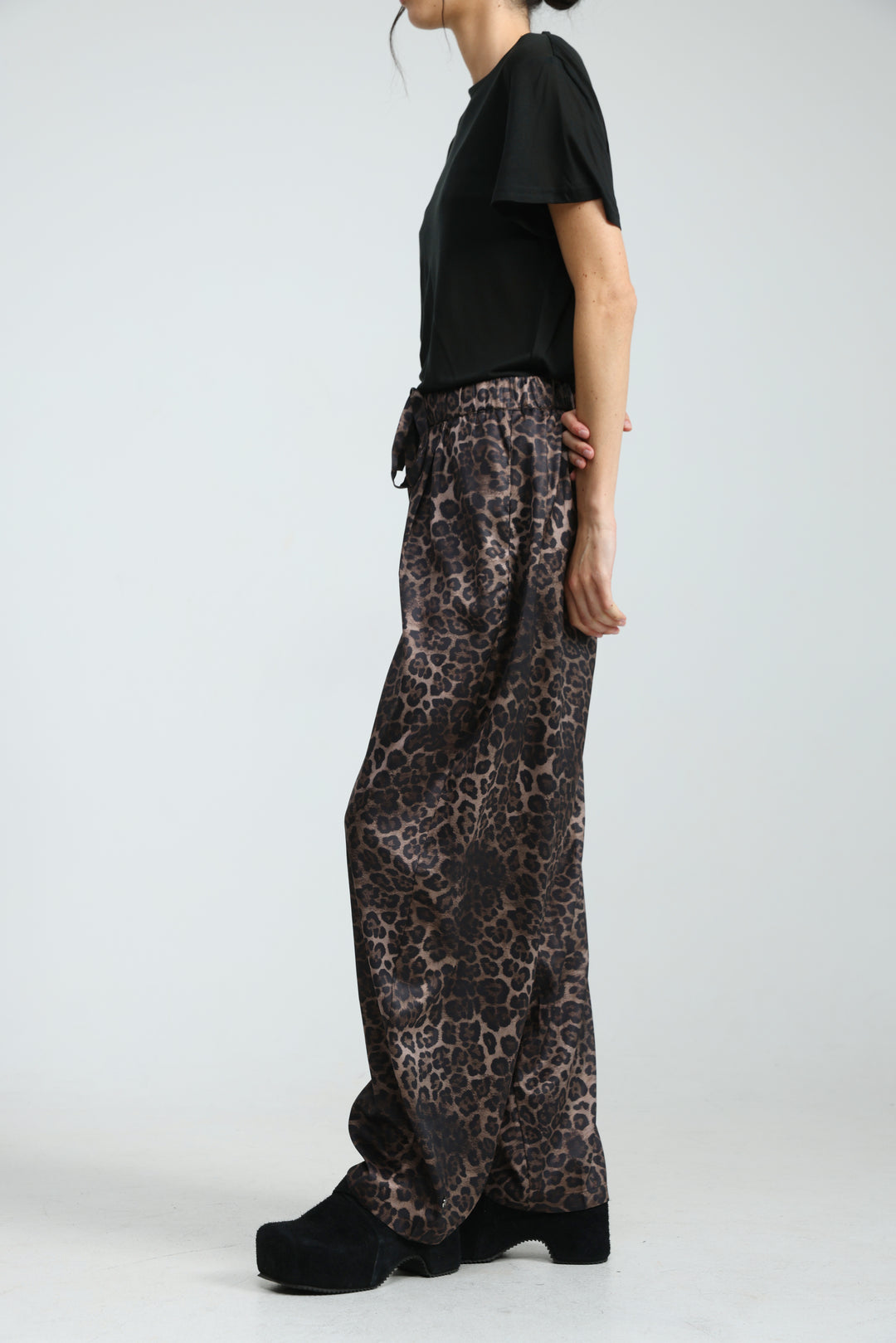 Airy Leopard Bottoms