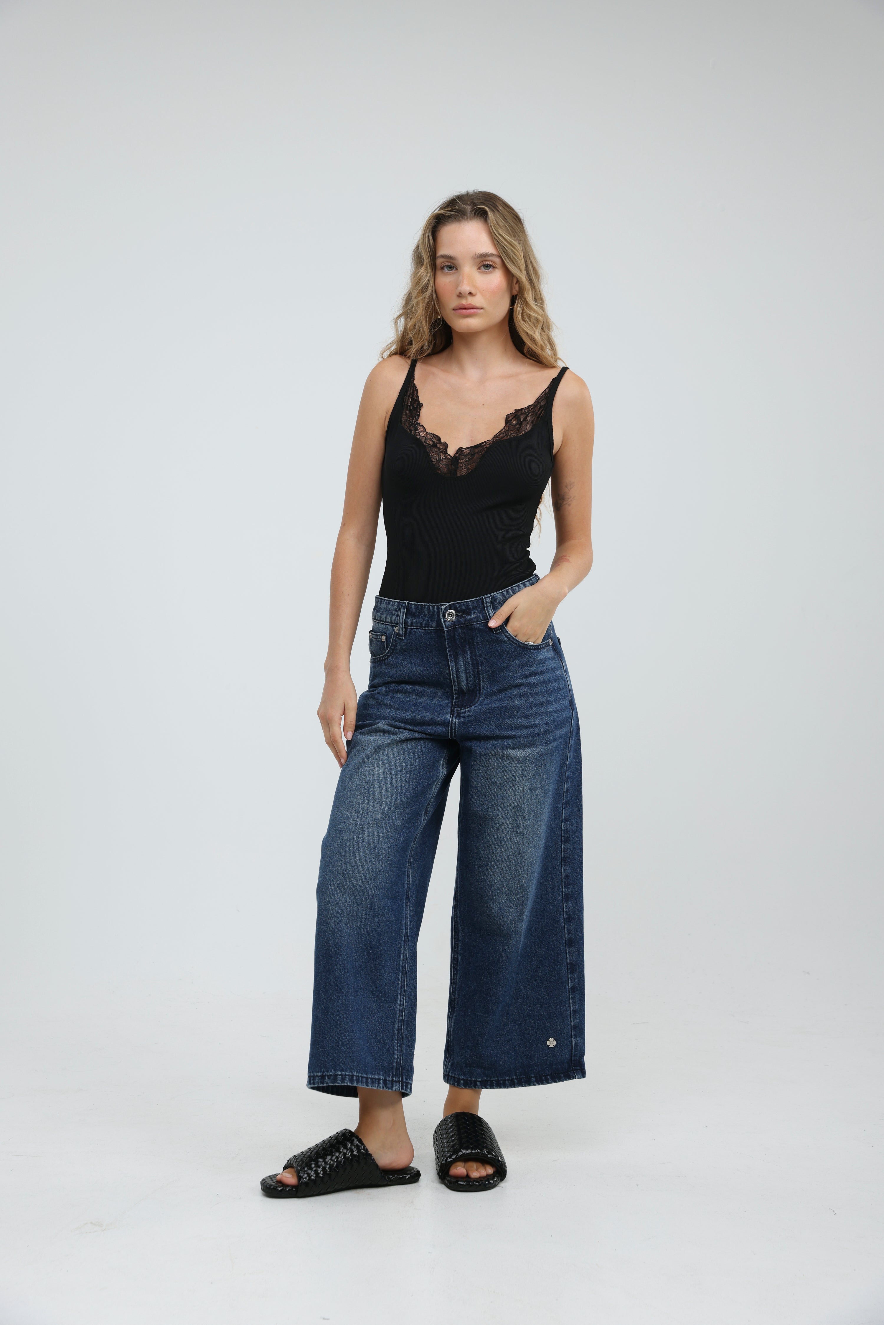 Daydream Black Rib Bodysuit – SEESTARZ