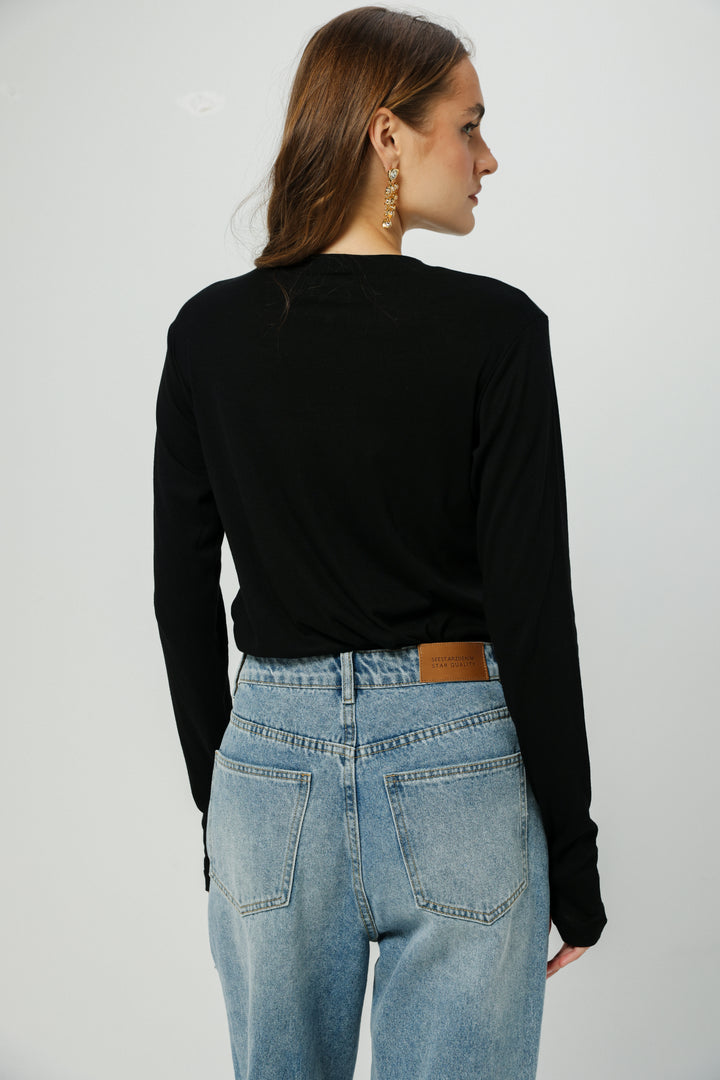 Clean17 Black Shirt