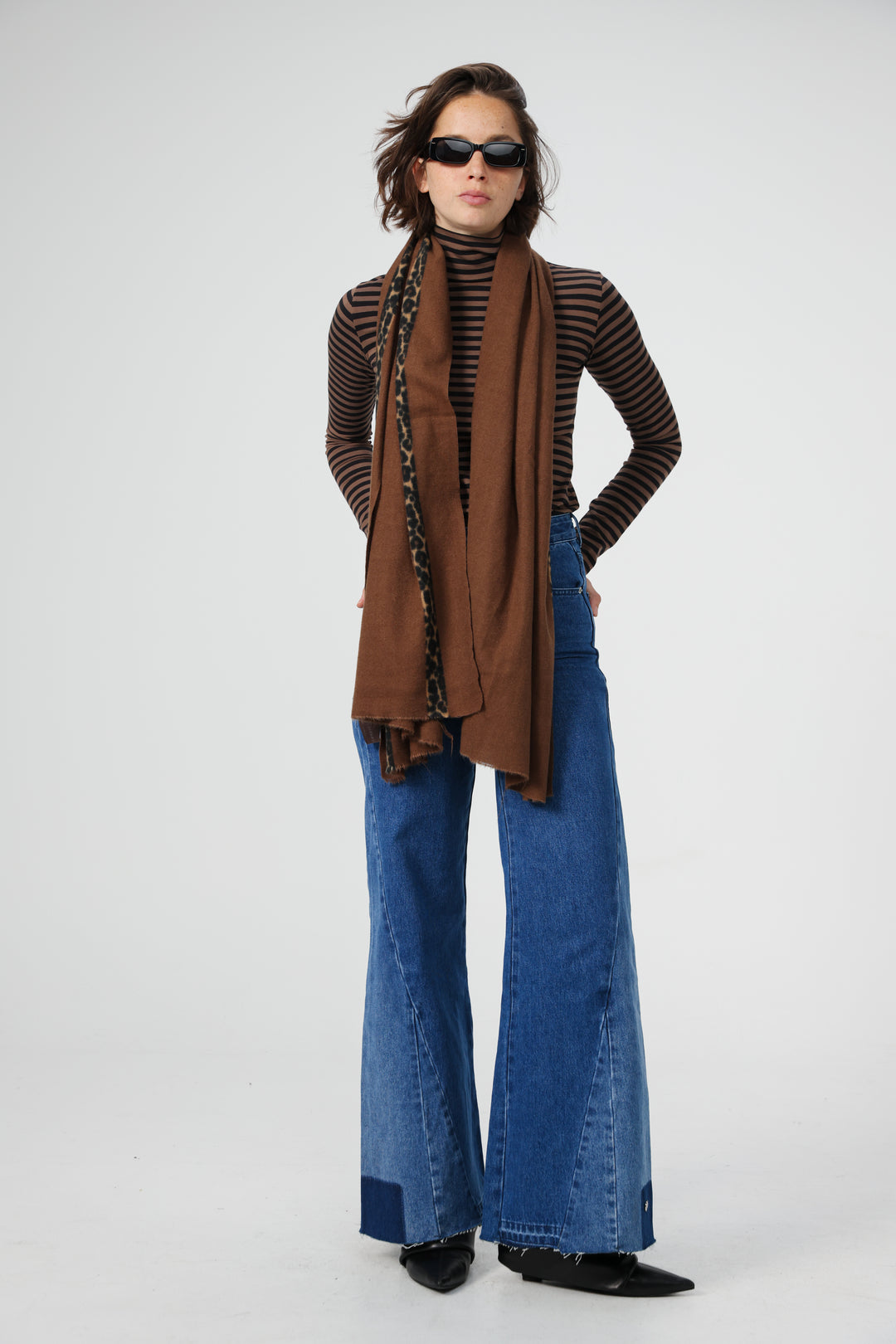 צעיף נשים מחמם בצבע חום Brown Scarf