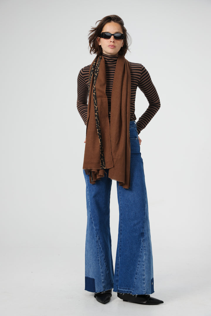 צעיף נשים מחמם בצבע חום Brown Scarf