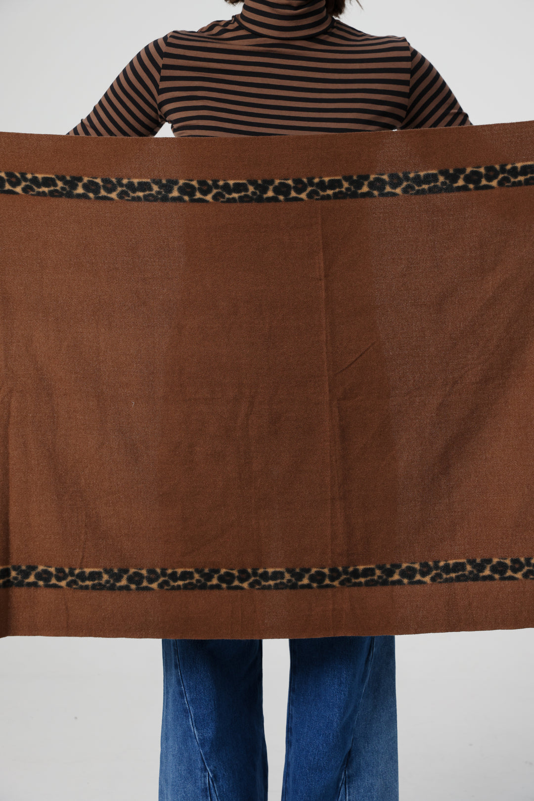 צעיף בצבע חום לחורף Brown Scarf