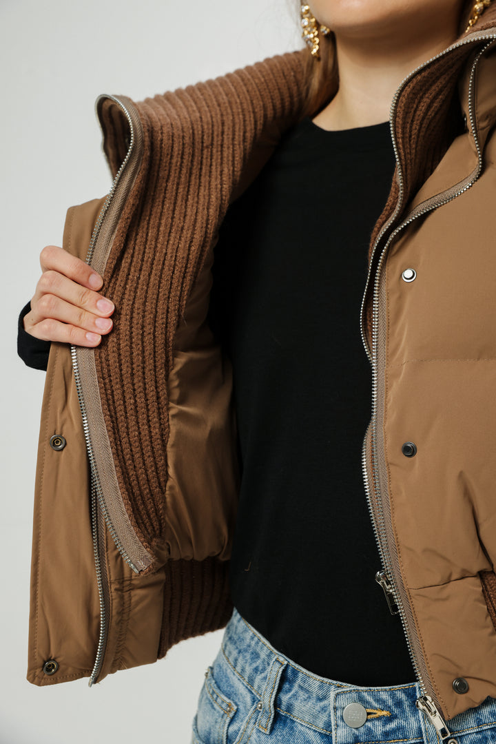 ווסט בצבע חום קאמל עם בטנה מחממת Mine Camel Vest 