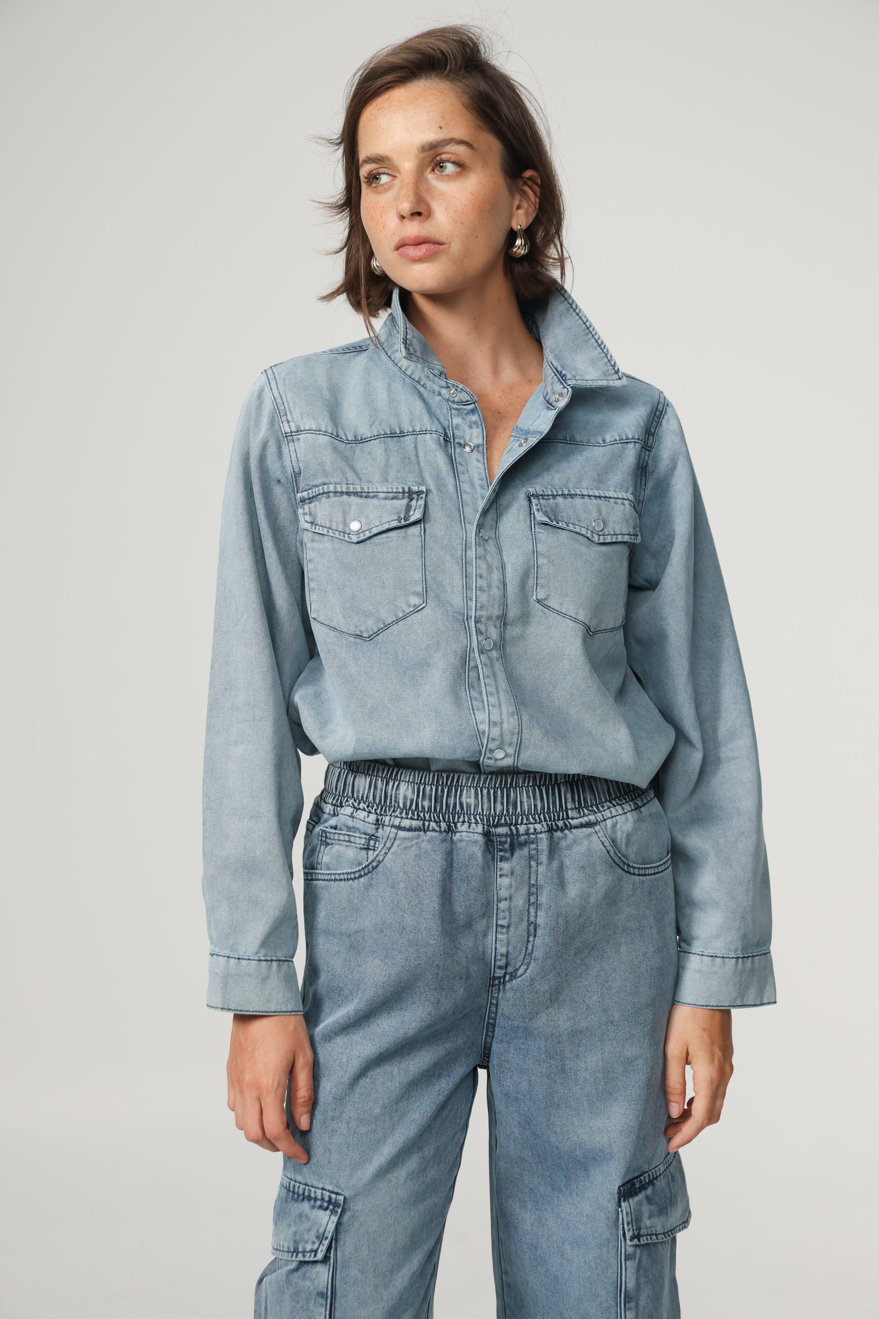 ounce Liv light blue denim Sサイズ　新品 未使用 Women's Plus Size Liv Denim Mid Denim Shirt