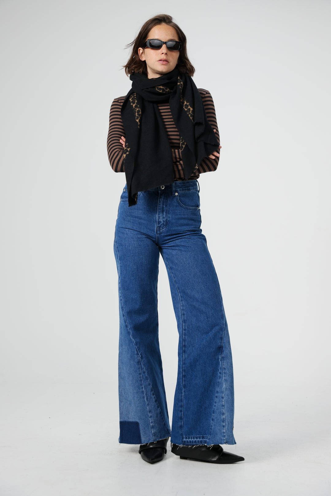 צעיף שחור צמר מלאכותי Black Scarf