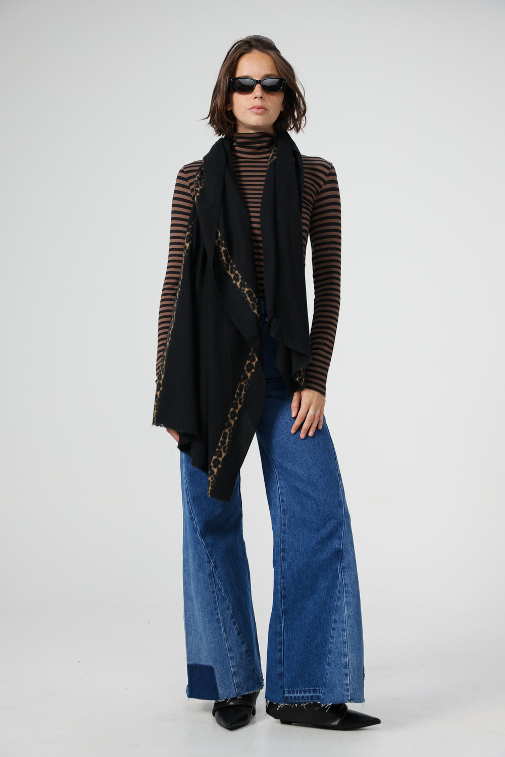 צעיף נשים בצבע שחור Black Scarf