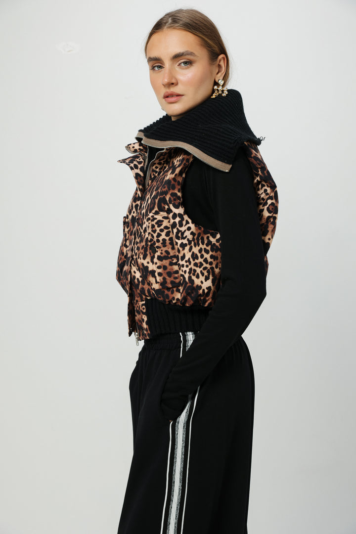וסט מנומר עם צווארון Mine Leopard Vest