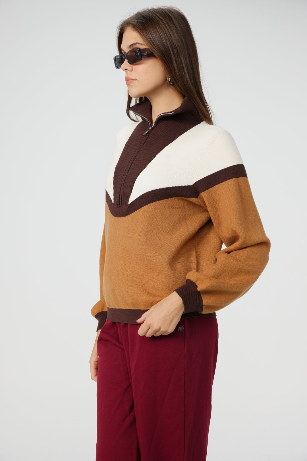 Peer Camel Sweater