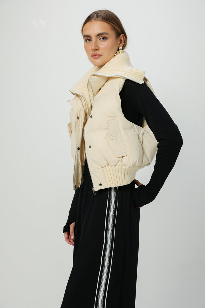 ווסט חורפי בצבע חום קרם Mine Cream Vest