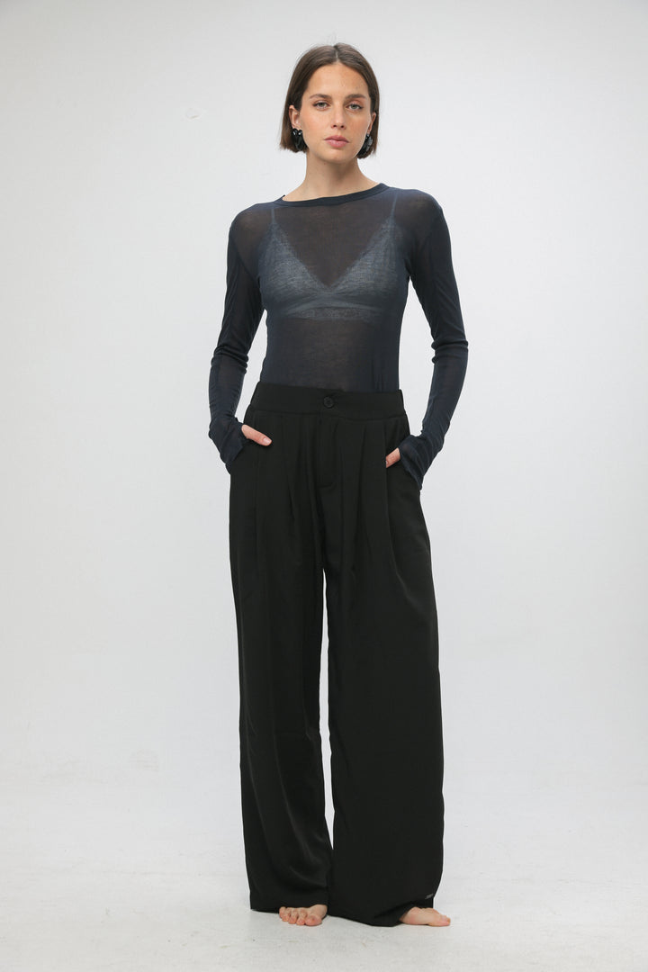 Leo Black Bottoms