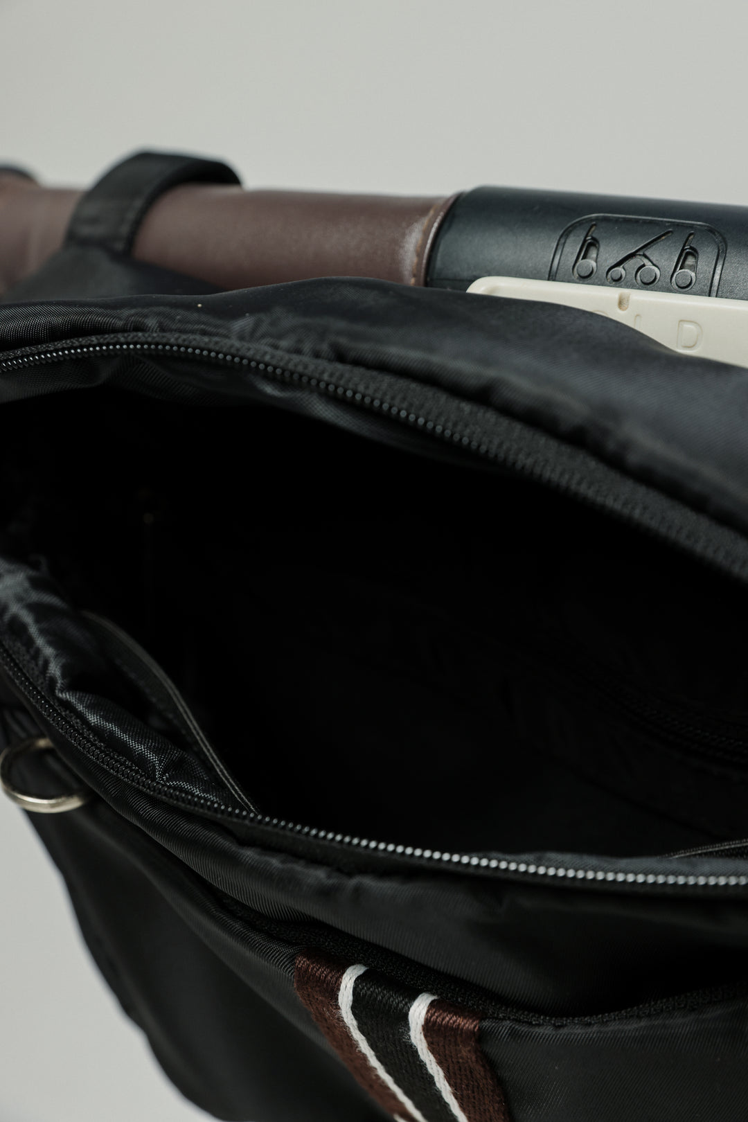 תיק ארגונית שחור עם תאים פנימיים Black Stroller Organizer Bag
