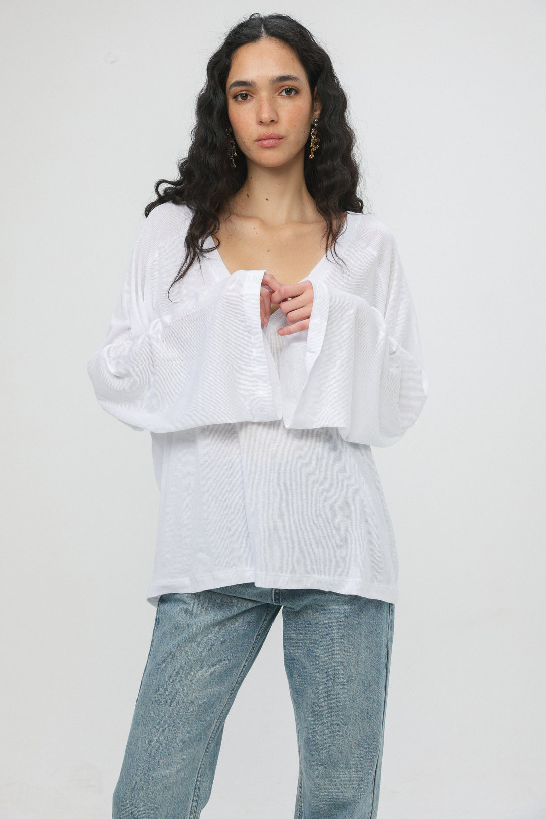 Clean10 White Rib V Shirt