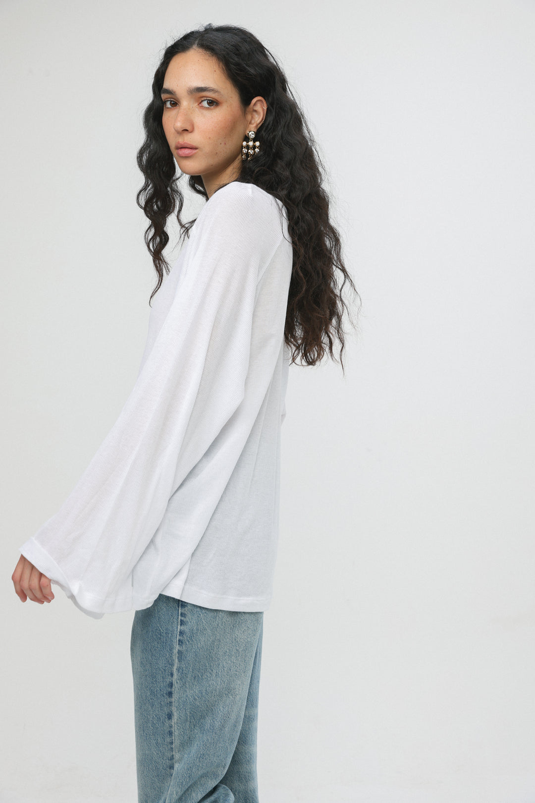 Clean10 White Rib V Shirt