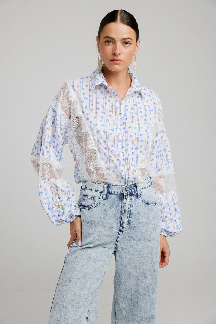 Flowers&Lace Buttoned Shirt