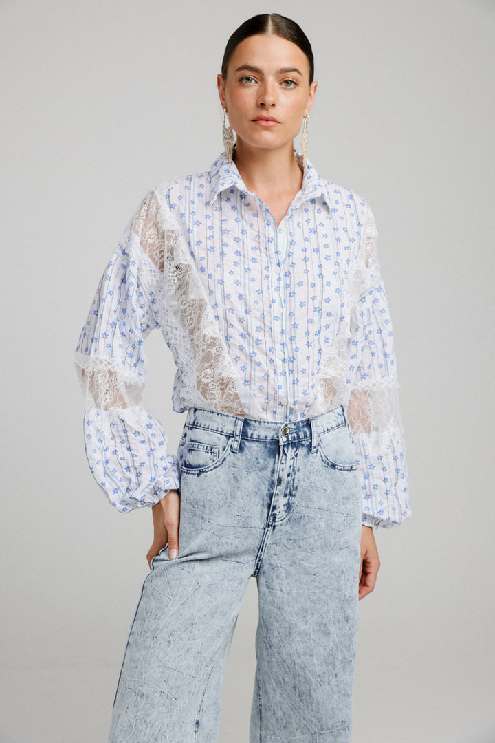 Flowers&Lace Buttoned Shirt