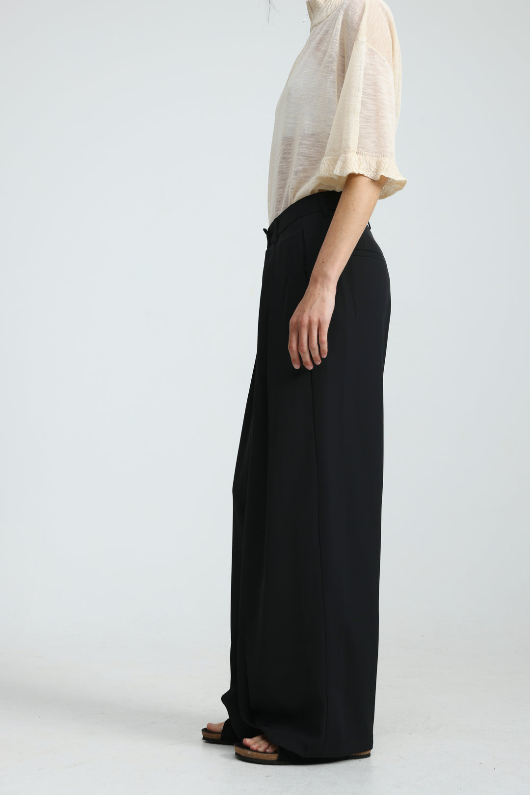Todi Black Bottoms
