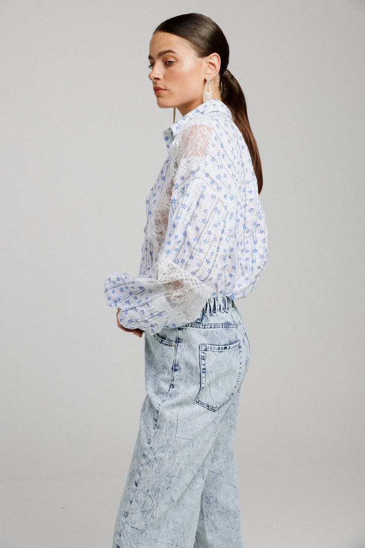 Flowers&Lace Buttoned Shirt