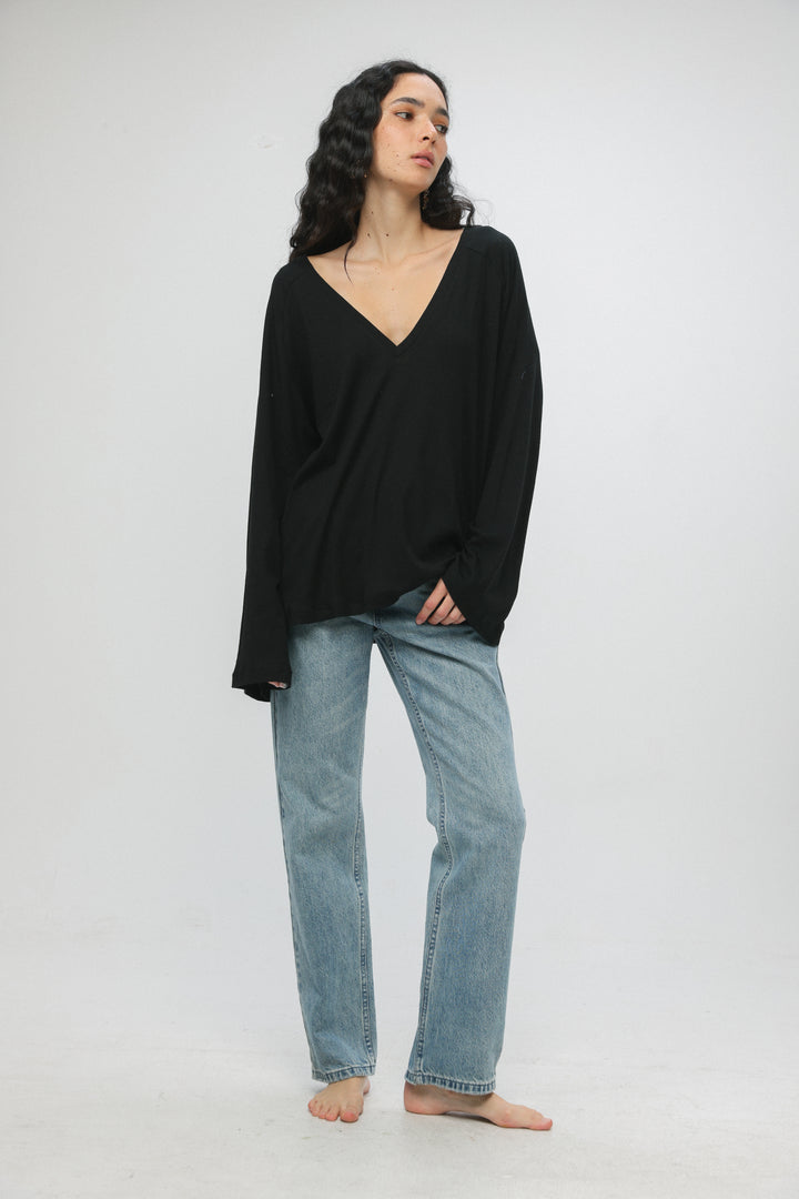 Clean10 Black Rib V Shirt
